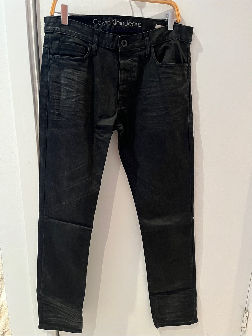Calvin Klein Jeans Men’s Washed Black Skinny Jeans